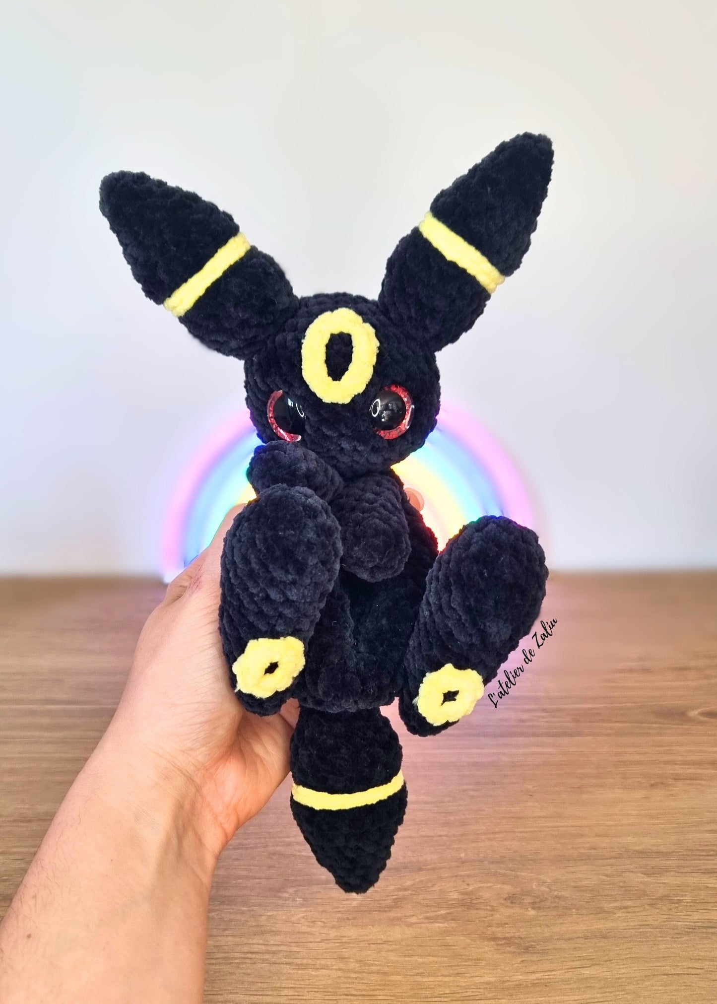noctali umbreon crochet amigurumi pokemon fait main piece unique l'atelier de zaliu normandie