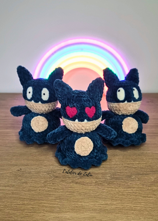 Crochet needle felting laine cardée Munchlax goinfrex pokemon pokedex pokeball fait main normandie l'atelier de zaliu emoji face unique petit prix petit format 