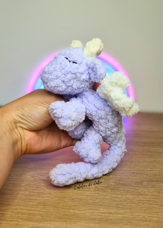 dragon drake baby dragon crochet fait main coloré normandie amigurumi pont audemer le havre l'atelier de zaliu pièce unique