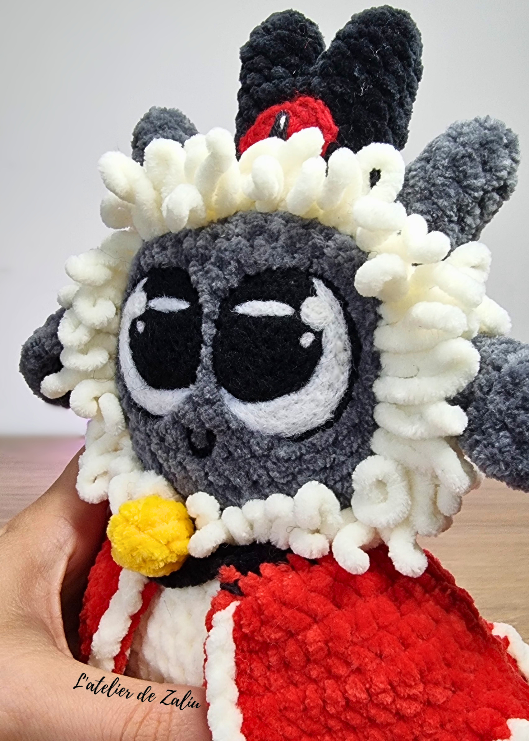 cult of the lamb le dernier agneau pipou mignon fait main normandie l'atelier de zaliu crochet amigurumi needle felting piquage a l'aiguille