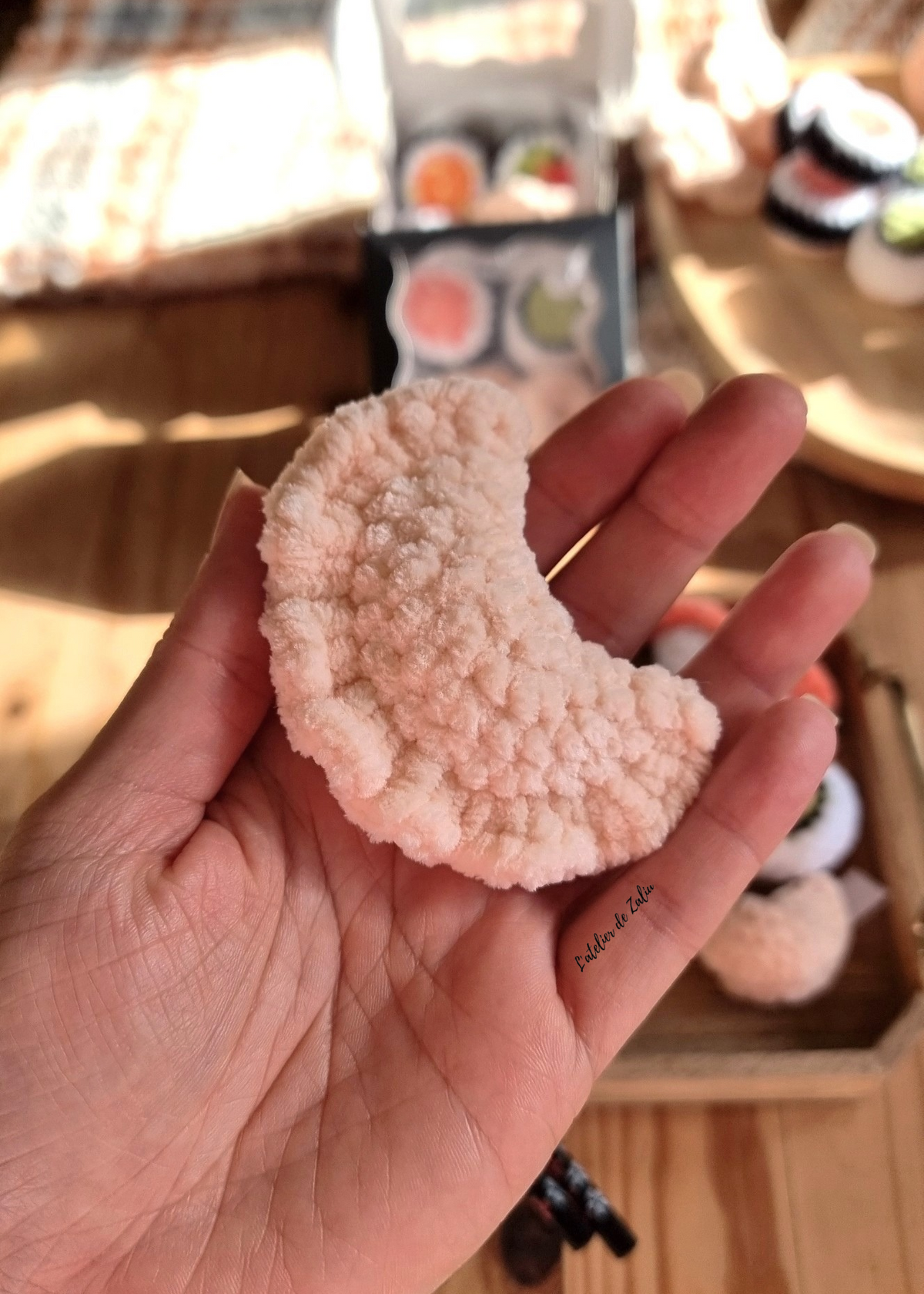 Sushi plateau repas sur mesure personnalisé crochet fait main normandie 