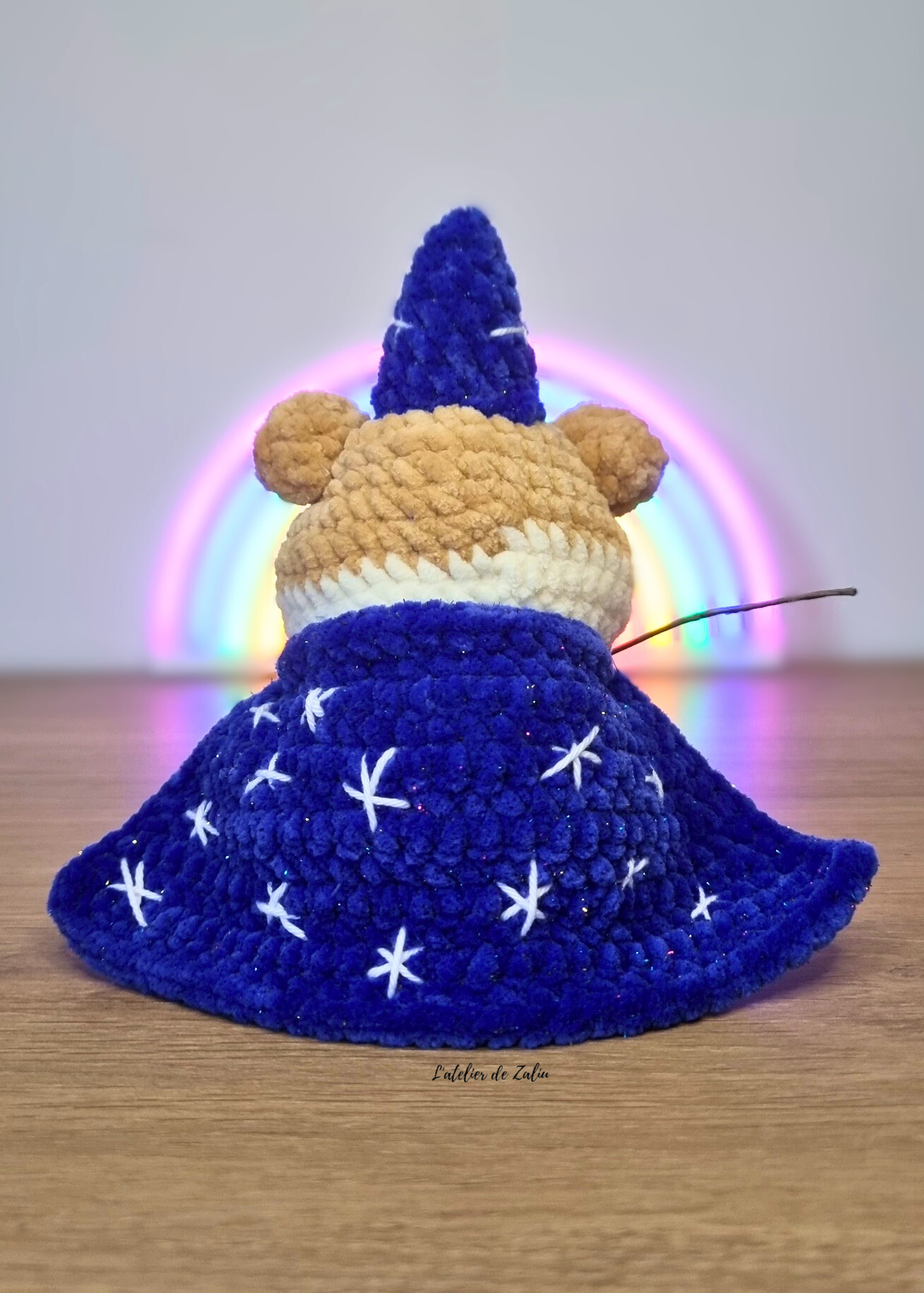 Hamster fée baguette magicien paillette magique féerique fait main normandie peluche crochet l'atelier de zaliu amigurumi pièce unique sur mesure sur commande