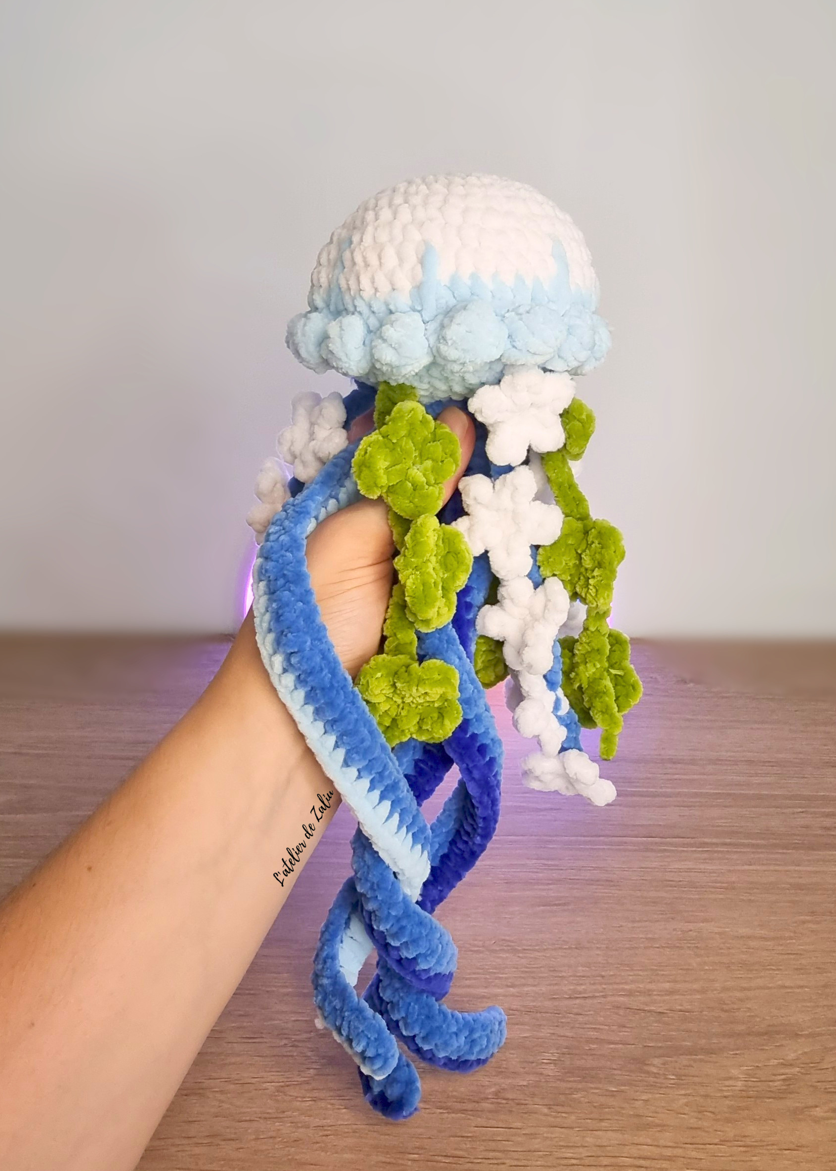 Méduse décorative fleur trèfle crochet fait main normandie l'atelier de zaliu pont audemer ponto artisane déco