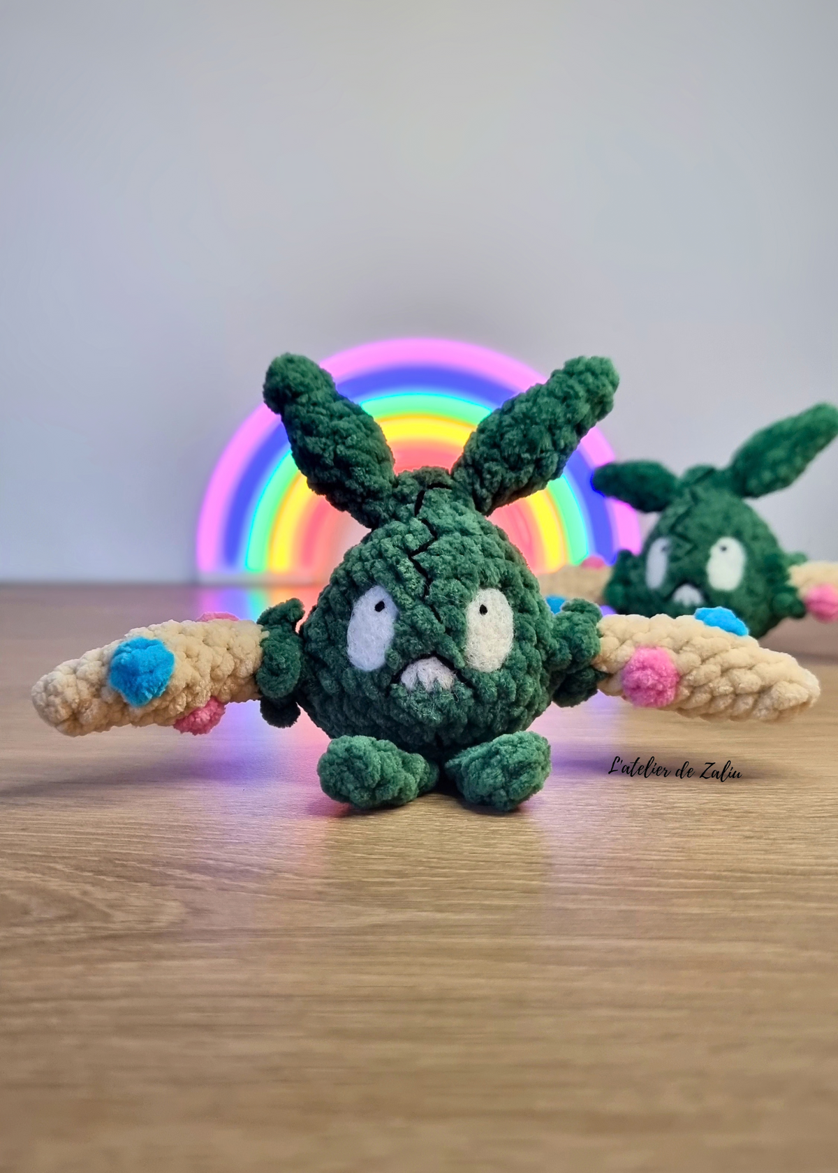 Pokemon poubelle miamiasme sac poubelle monstre de poche fait main normandie needle felting piquage à l'aiguille laine cardée crochet fil chenille fait à la main le havre l'atelier de zaliu