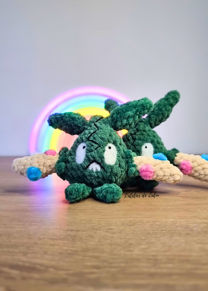 Pokemon poubelle miamiasme sac poubelle monstre de poche fait main normandie needle felting piquage à l'aiguille laine cardée crochet fil chenille fait à la main le havre l'atelier de zaliu