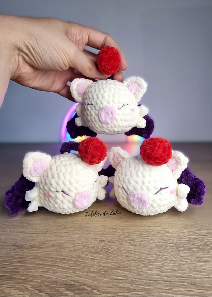 mog moogle mini peluche fait main crochet normandie final fantasy XV XIV XIII XII XI X IX VIII VII VI V IV III II I  FF l'atelier de zaliu pont-audemer le havre