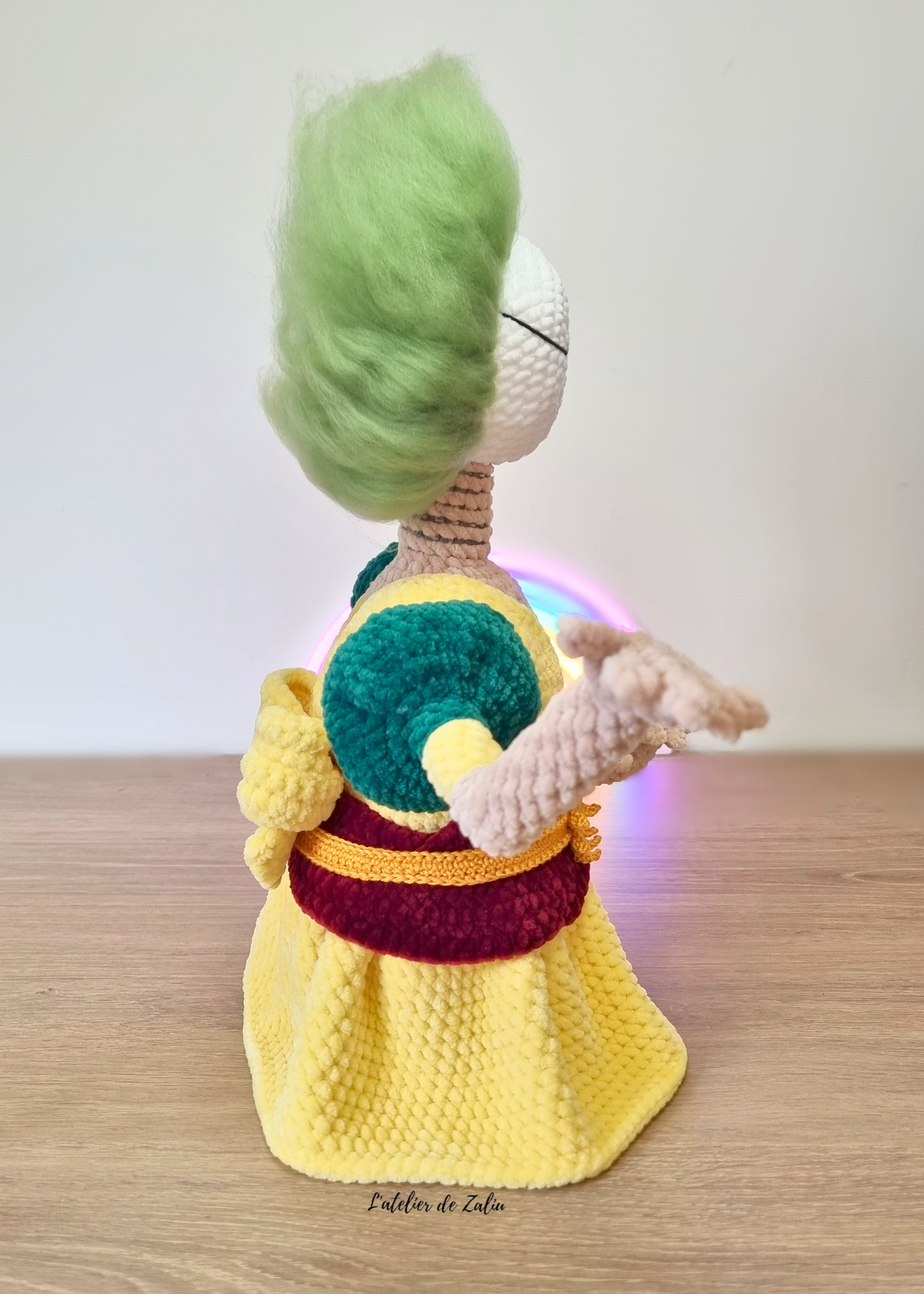 Sirene axon clair obscur expedition 33 peluche fait main normandie crochet l'atelier de zaliu