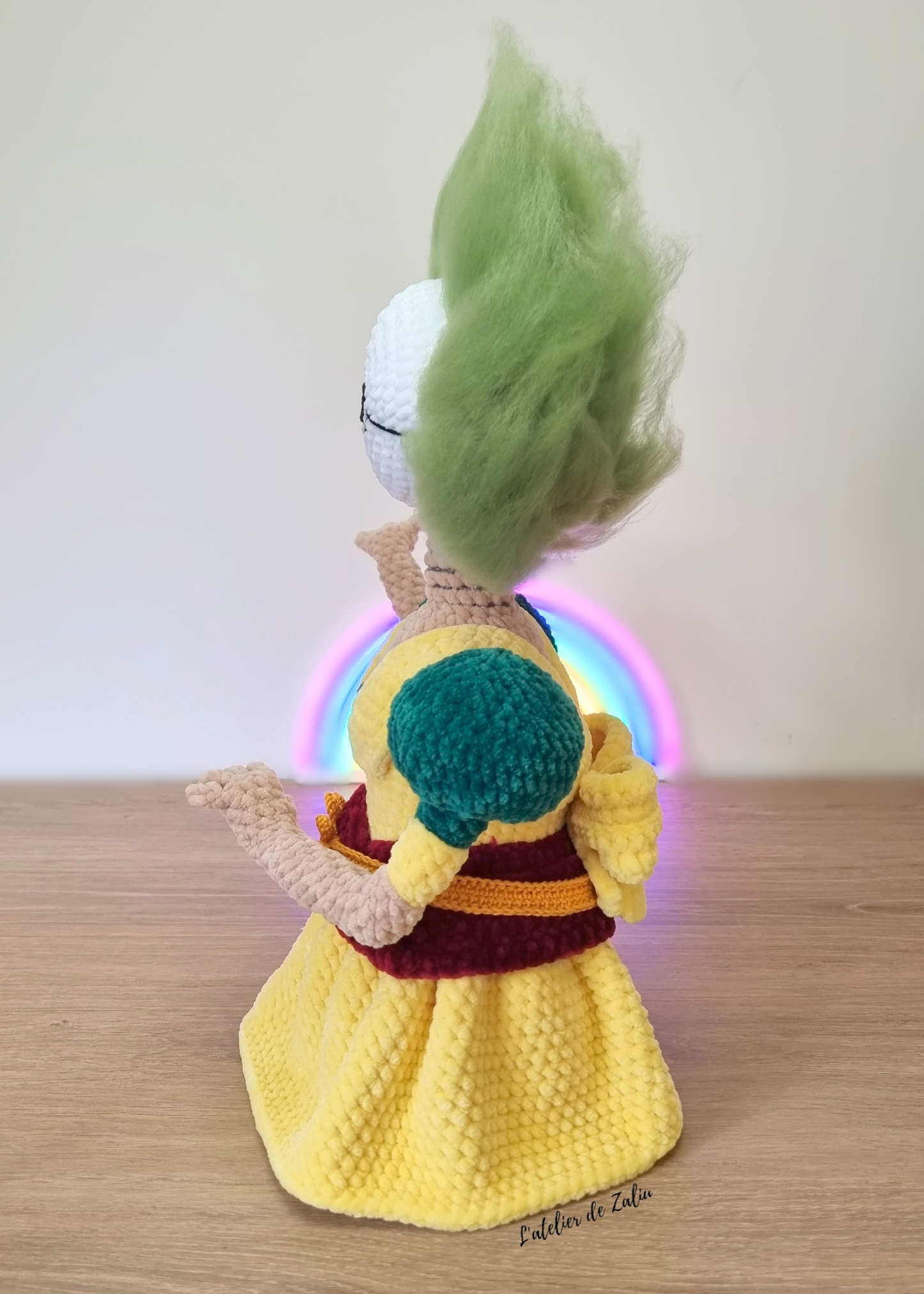 Sirene axon clair obscur expedition 33 peluche fait main normandie crochet l'atelier de zaliu