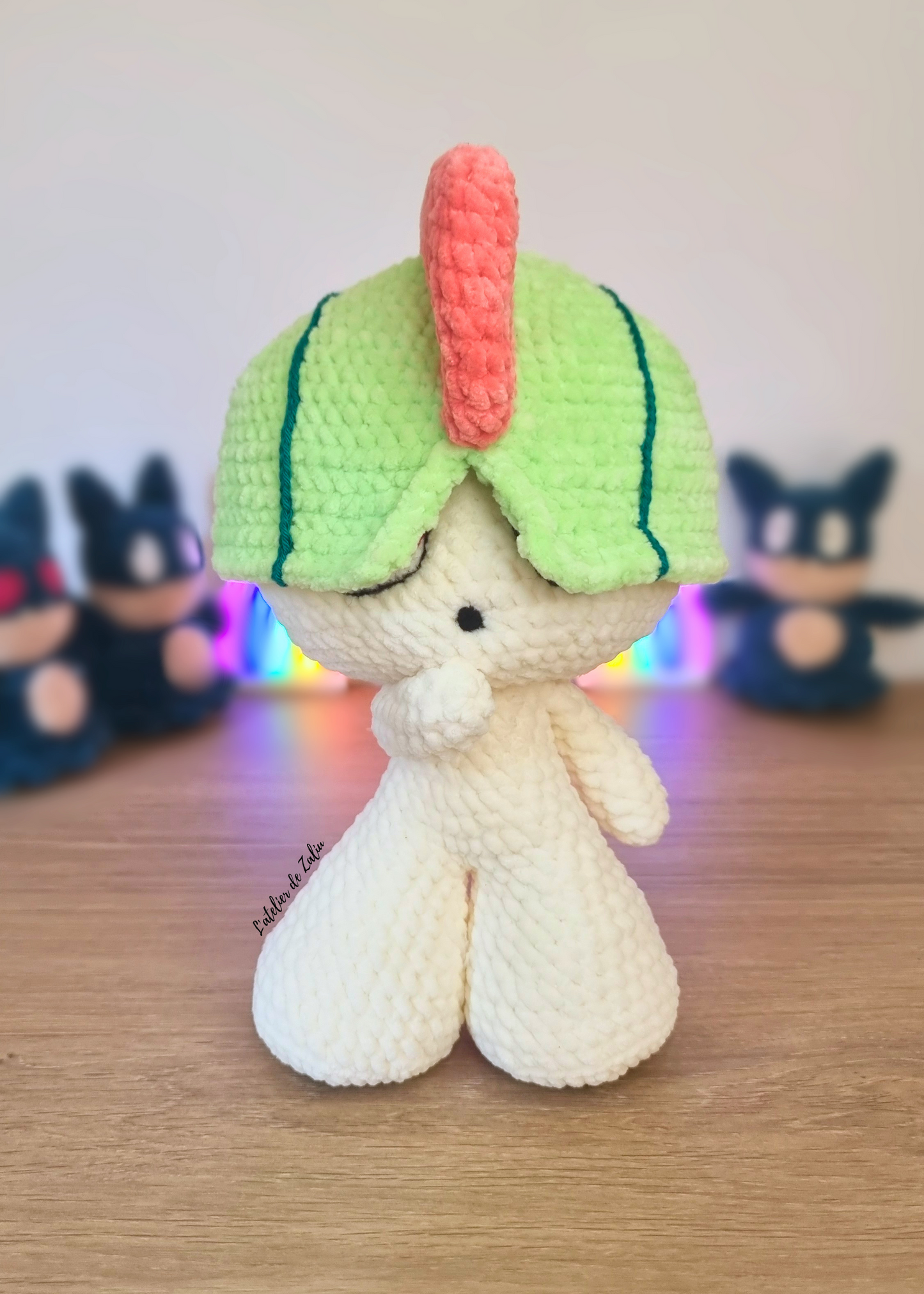 Ralts Tarsal crochet needle felting pièce unique peluche décoration normandie l'atelier de zaliu fait main adorable mignon pokemon