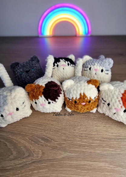 chat bouboule crochet cat chubby doux moelleux mignon crochet amigurumi fait main l'atelier de zaliu normandie le havre pont audemer piece unique personnalisé